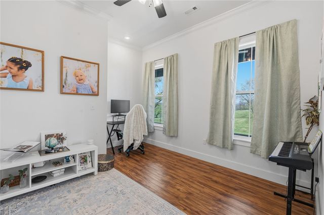 21665 Griggs Road, Springdale, AR 72762