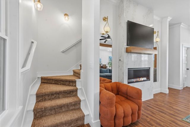 21665 Griggs Road, Springdale, AR 72762