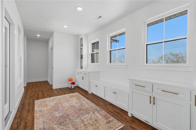 21665 Griggs Road, Springdale, AR 72762