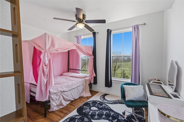 21665 Griggs Road, Springdale, AR 72762