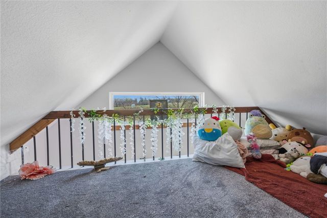 21665 Griggs Road, Springdale, AR 72762