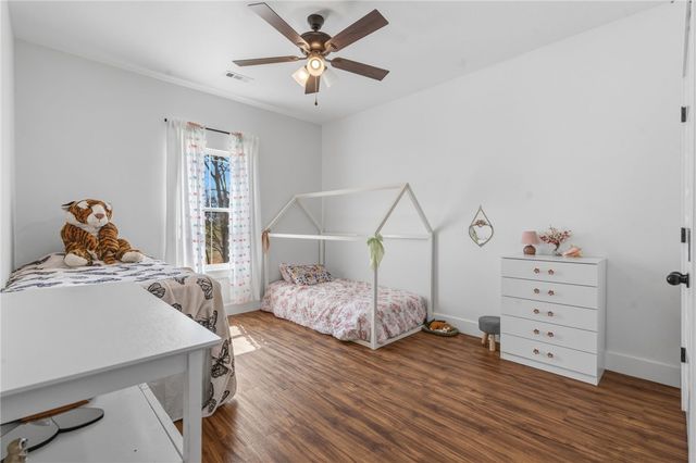 21665 Griggs Road, Springdale, AR 72762