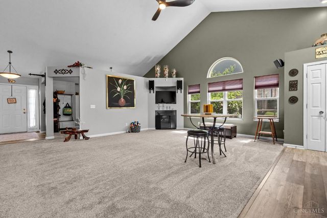55 Martin Lane, Springboro, OH 45066