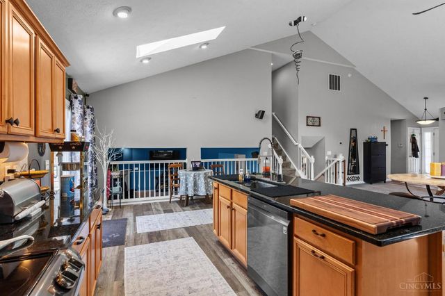 55 Martin Lane, Springboro, OH 45066