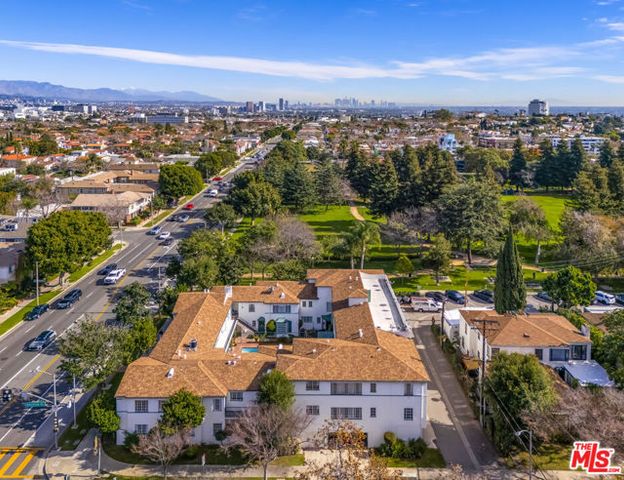 9768 W Olympic Boulevard, Beverly Hills, CA 90212