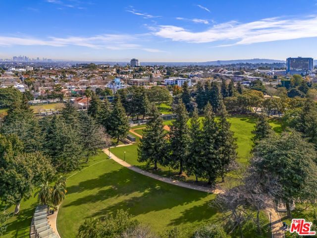9768 W Olympic Boulevard, Beverly Hills, CA 90212
