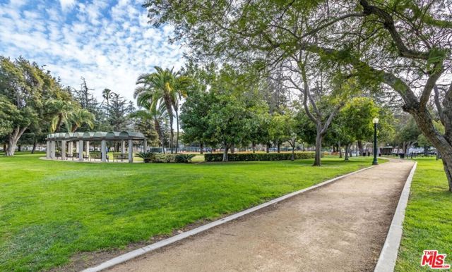 9768 W Olympic Boulevard, Beverly Hills, CA 90212