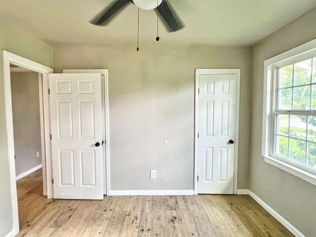 510 Sulphur Street, Houston, TX 77034