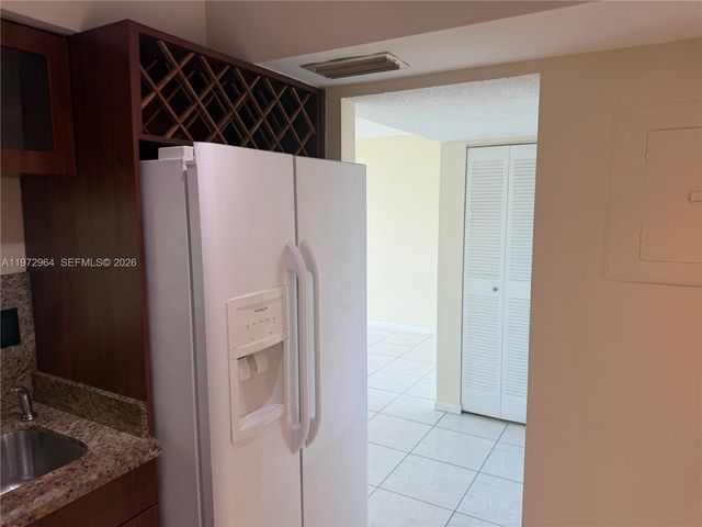 11750 SW 18th St 525, Miami, FL 33175