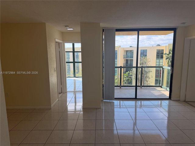 11750 SW 18th St 525, Miami, FL 33175