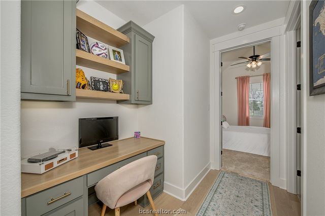 3317 Stoneleigh Road, Bryan, TX 77808