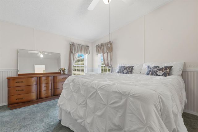 266 DOUGLAS PARK AVENUE, Davenport, FL 33897