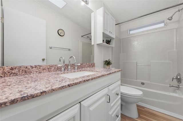 266 DOUGLAS PARK AVENUE, Davenport, FL 33897