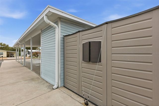 266 DOUGLAS PARK AVENUE, Davenport, FL 33897