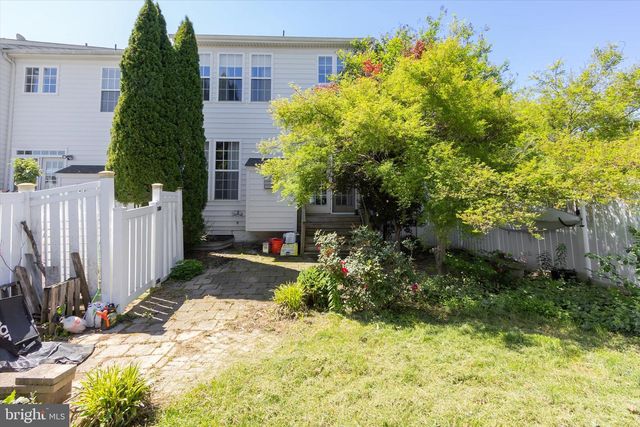 171 RIPARIAN LN, Ranson, WV 25438