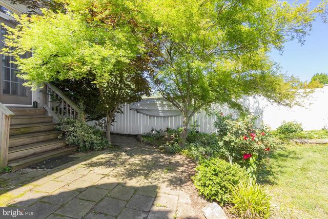 171 RIPARIAN LN, Ranson, WV 25438