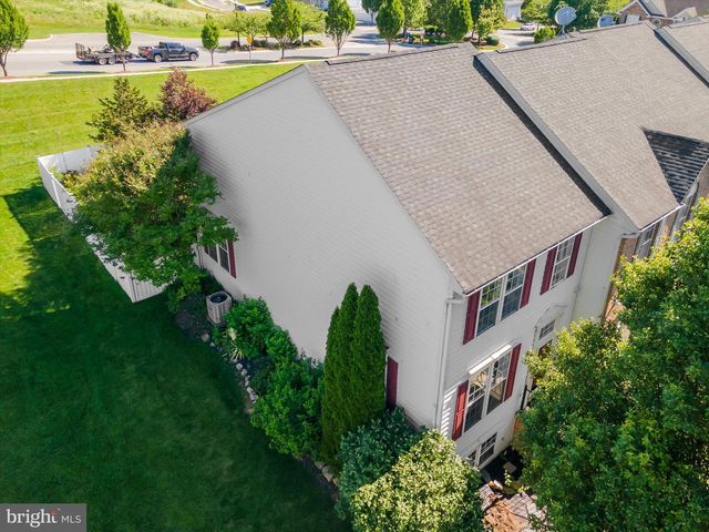 171 RIPARIAN LN, Ranson, WV 25438