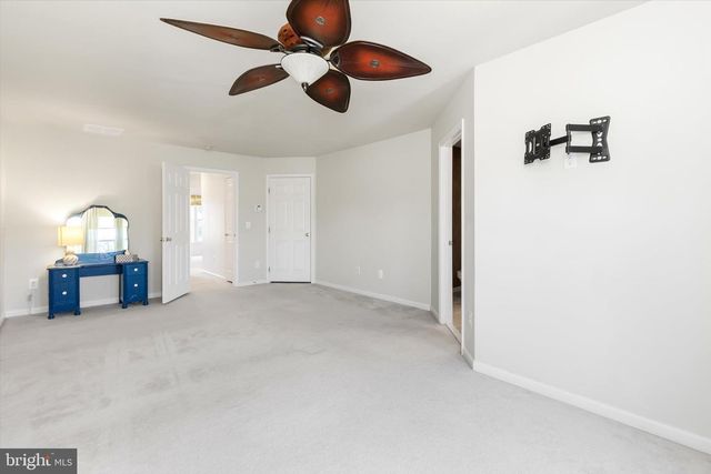 171 RIPARIAN LN, Ranson, WV 25438