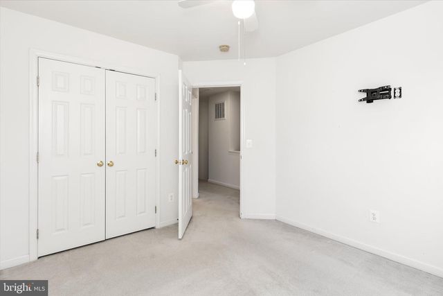 171 RIPARIAN LN, Ranson, WV 25438