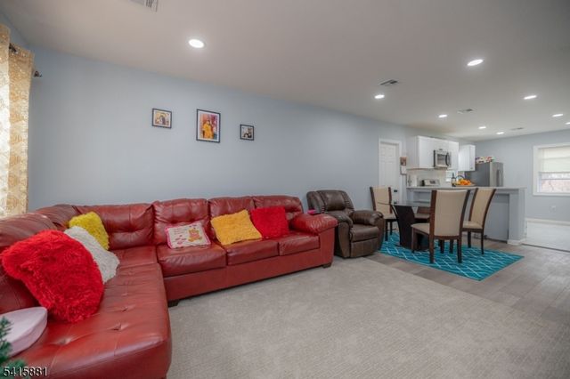 65 Rutgers St, Irvington Twp., NJ 07111