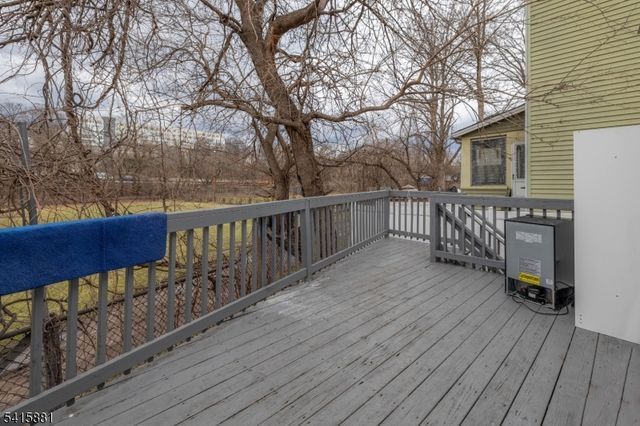 65 Rutgers St, Irvington Twp., NJ 07111