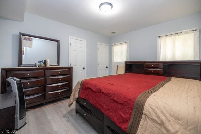 65 Rutgers St, Irvington Twp., NJ 07111