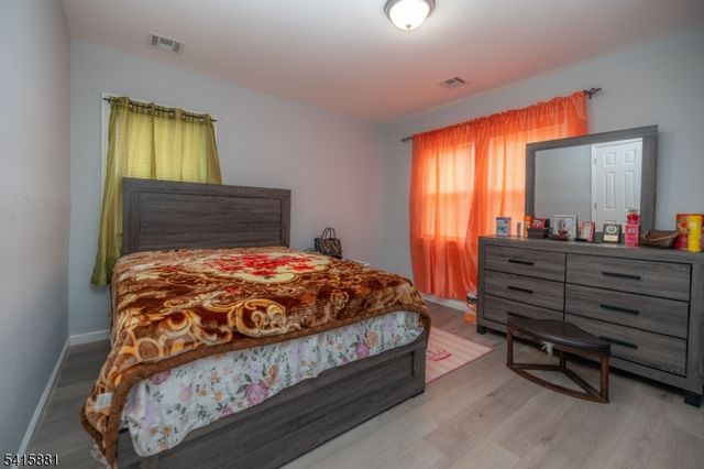 65 Rutgers St, Irvington Twp., NJ 07111