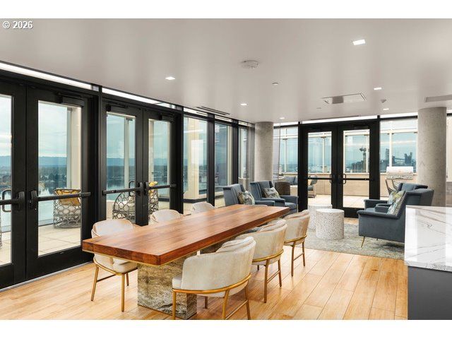 590 WATERFRONT Way 604, Vancouver, WA 98660