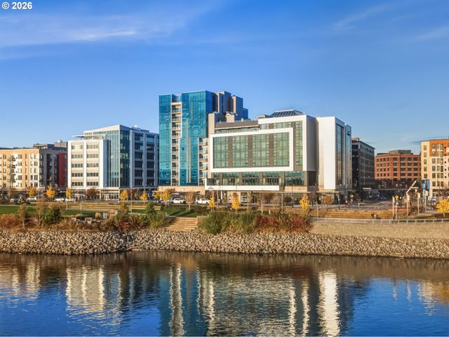 590 WATERFRONT Way 604, Vancouver, WA 98660