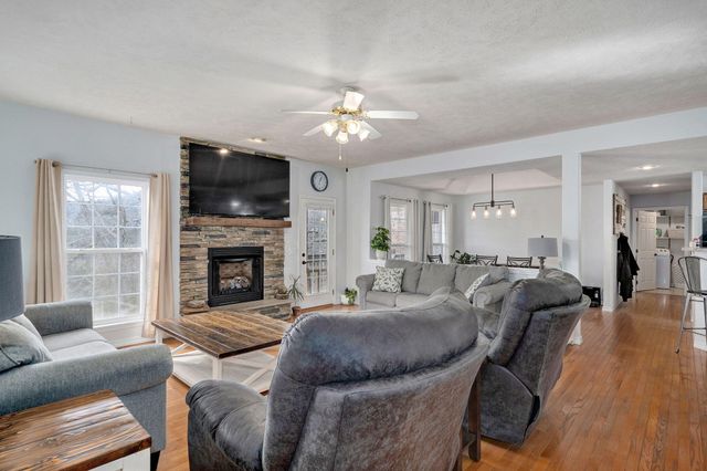 376 Angora Road, Branson West, MO 65737