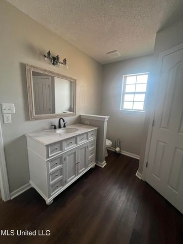 1652 Thomas Street, Horn Lake, MS 38637