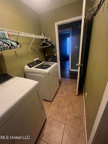 1652 Thomas Street, Horn Lake, MS 38637