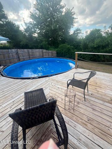 1652 Thomas Street, Horn Lake, MS 38637