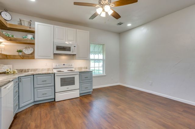 5641 County Road 313a, Alvarado, TX 76009