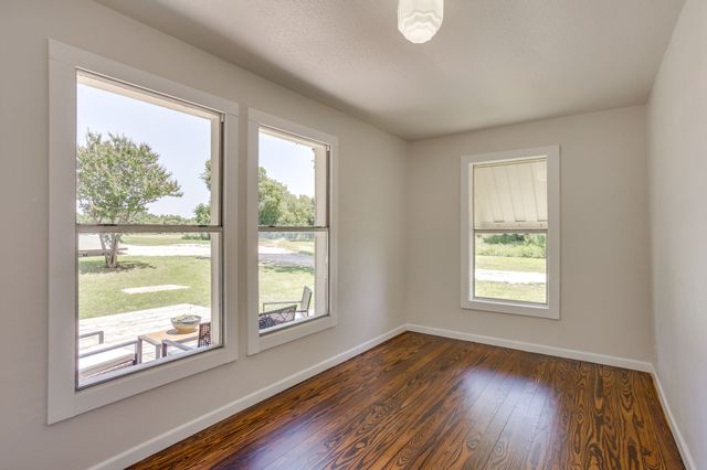 5641 County Road 313a, Alvarado, TX 76009