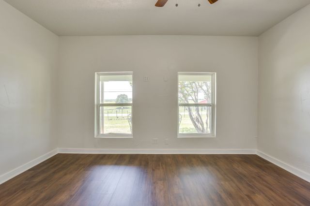 5641 County Road 313a, Alvarado, TX 76009