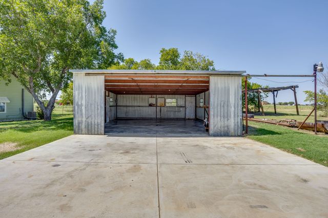 5641 County Road 313a, Alvarado, TX 76009