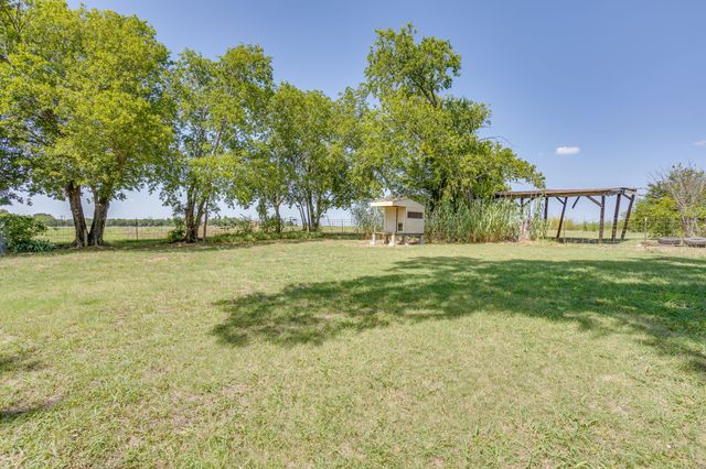 5641 County Road 313a, Alvarado, TX 76009