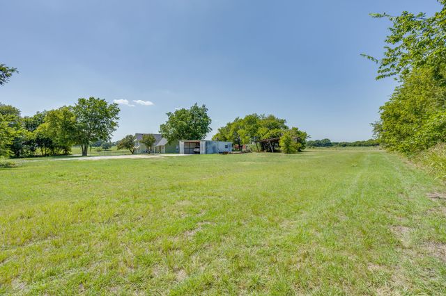 5641 County Road 313a, Alvarado, TX 76009