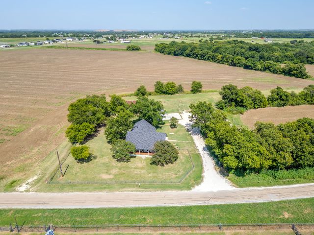 5641 County Road 313a, Alvarado, TX 76009