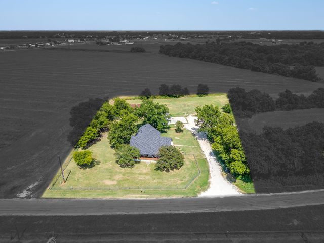 5641 County Road 313a, Alvarado, TX 76009