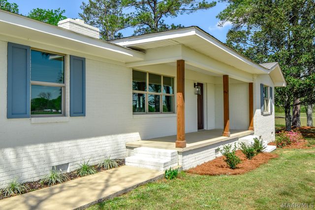 247 Cherokee Trail, Tallassee, AL 36078