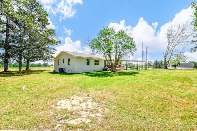 247 Cherokee Trail, Tallassee, AL 36078