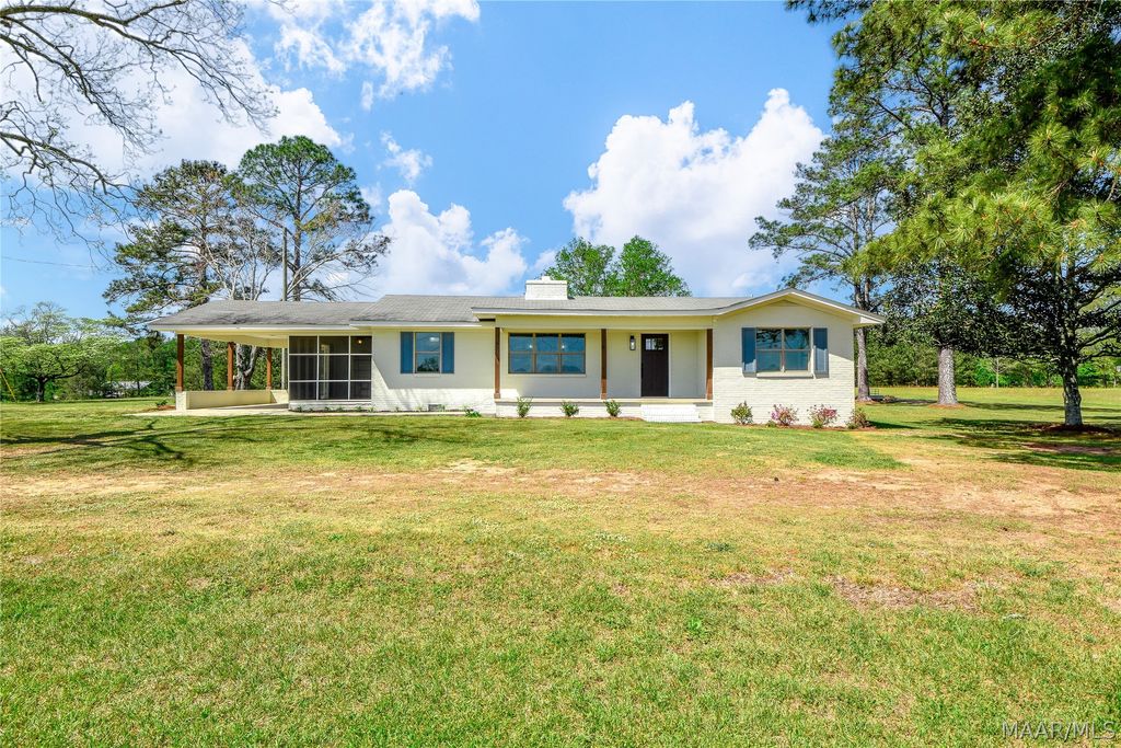 247 Cherokee Trail, Tallassee, AL 36078