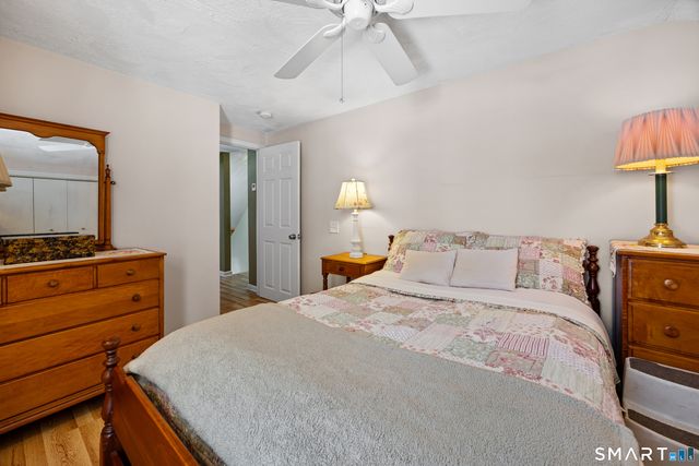 28 Davis Road, New Hartford, CT 06057