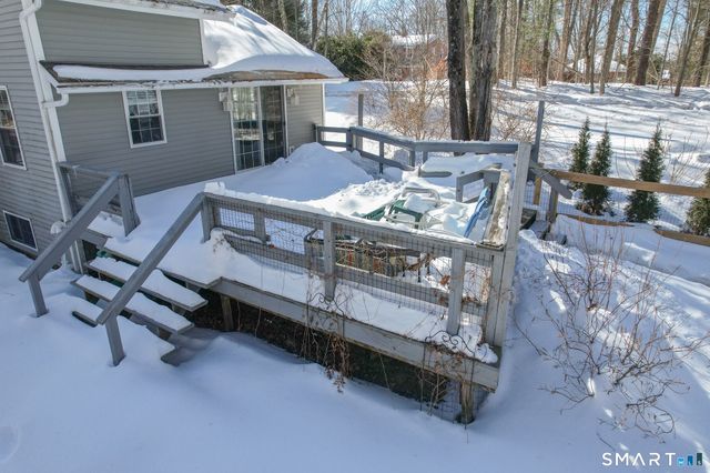 28 Davis Road, New Hartford, CT 06057