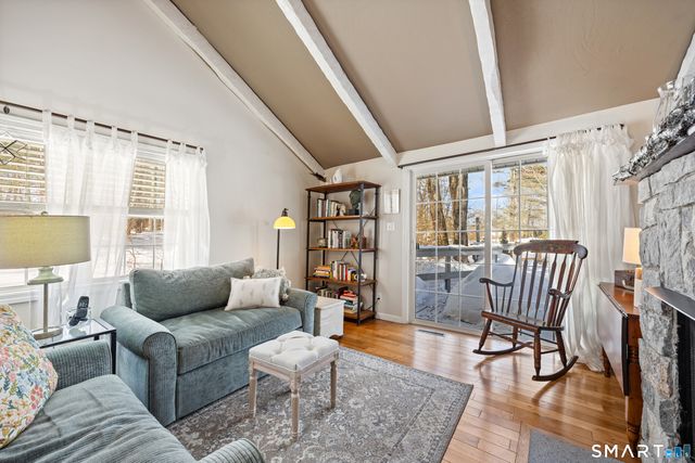 28 Davis Road, New Hartford, CT 06057