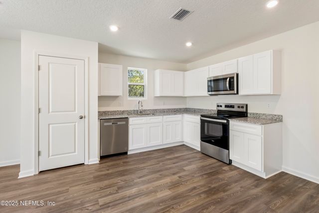 9507 AMELIA Lane, Glen St. Mary, FL 32040