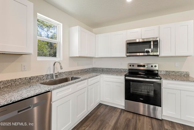 9507 AMELIA Lane, Glen St. Mary, FL 32040