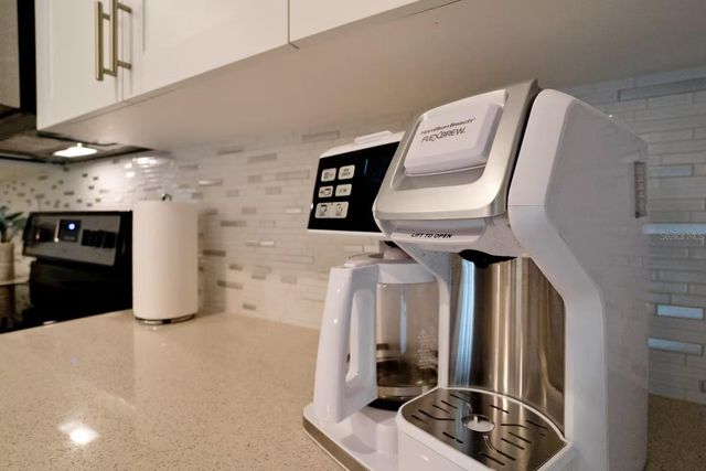 1109 DE NARVAEZ AVENUE, Bradenton, FL 34209